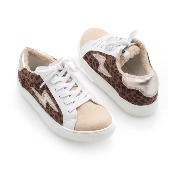 Coconut by Matisse Sneakers! - Picture 1 of 3